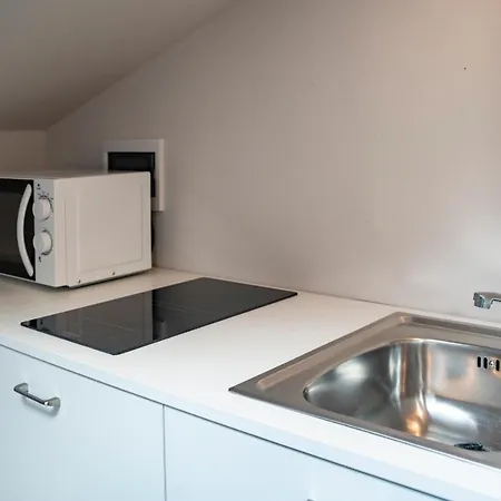 Affittacamere Le Stanze Di Gianmarmo - Via Di Mezzo Mirandola