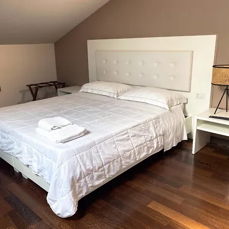 Le Stanze Di Gianmarmo - Via Di Mezzo Guest house *