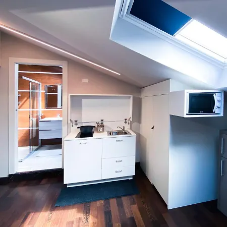 Πανσιόν Le Stanze Di Gianmarmo - Via Di Mezzo 3*