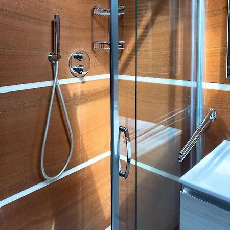 Affittacamere Le Stanze Di Gianmarmo - Via Di Mezzo