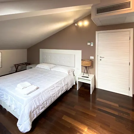 Le Stanze Di Gianmarmo - Via Di Mezzo Guest house