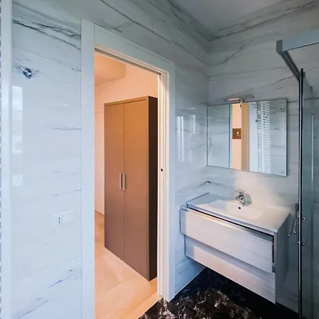 Affittacamere Le Stanze Di Gianmarmo - Via Di Mezzo