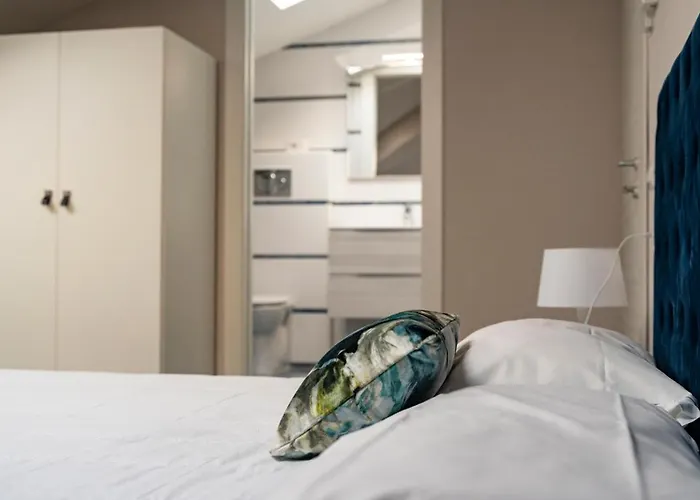 Le Stanze Di Gianmarmo - Via Di Mezzo Affittacamere Mirandola