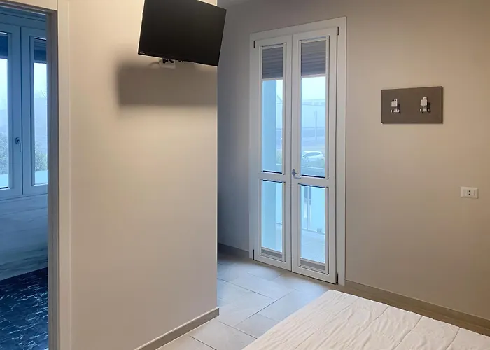 Le Stanze Di Gianmarmo - Via Di Mezzo 3* ミランドラ