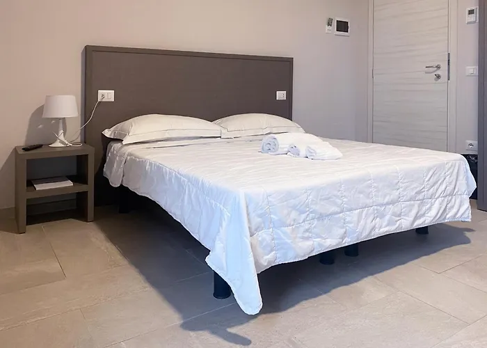 Le Stanze Di Gianmarmo - Via Di Mezzo Affittacamere Mirandola