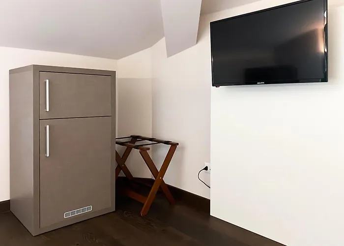 Le Stanze Di Gianmarmo - Via Di Mezzo ゲストハウス ミランドラ